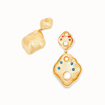 18K Gold Plated Shell Pearl Earrings